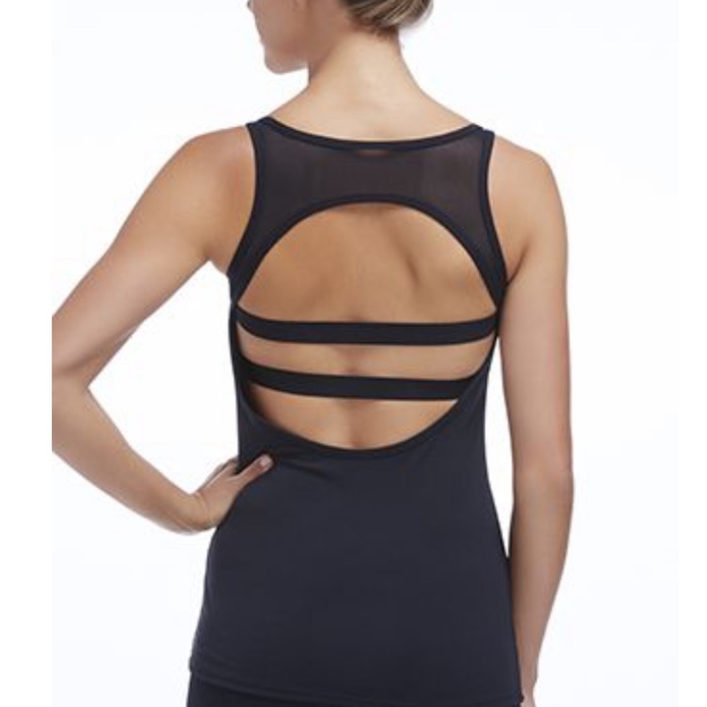 Fabletics Gulf tank